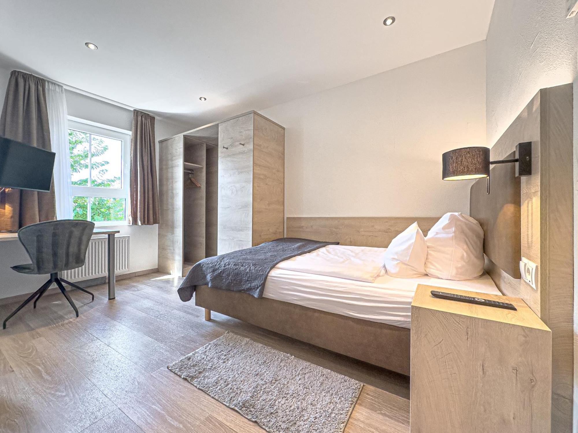 Tdyhomes Hotel Ландштуль Экстерьер фото